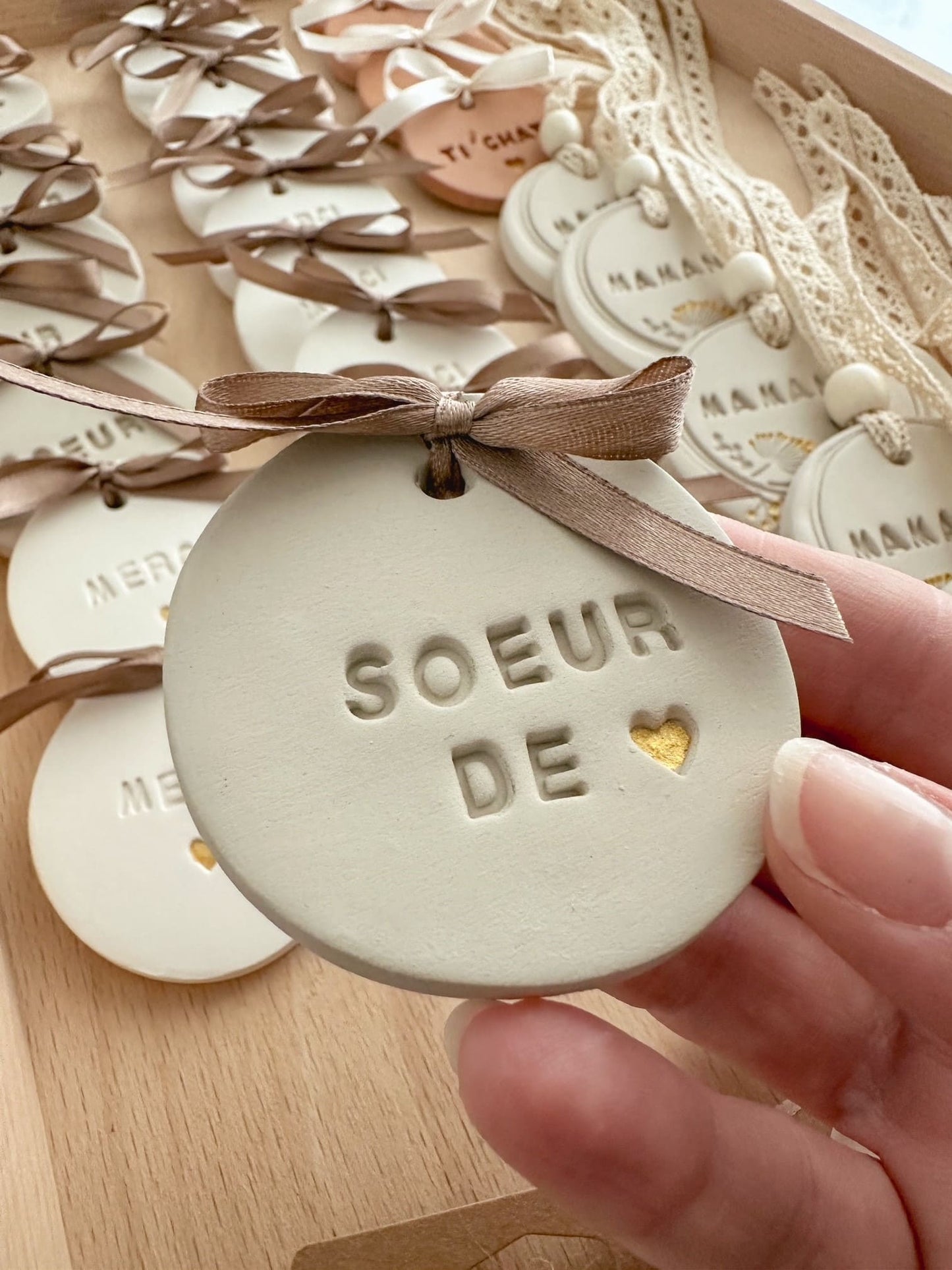 SOEUR de COEUR, Magnet en argile